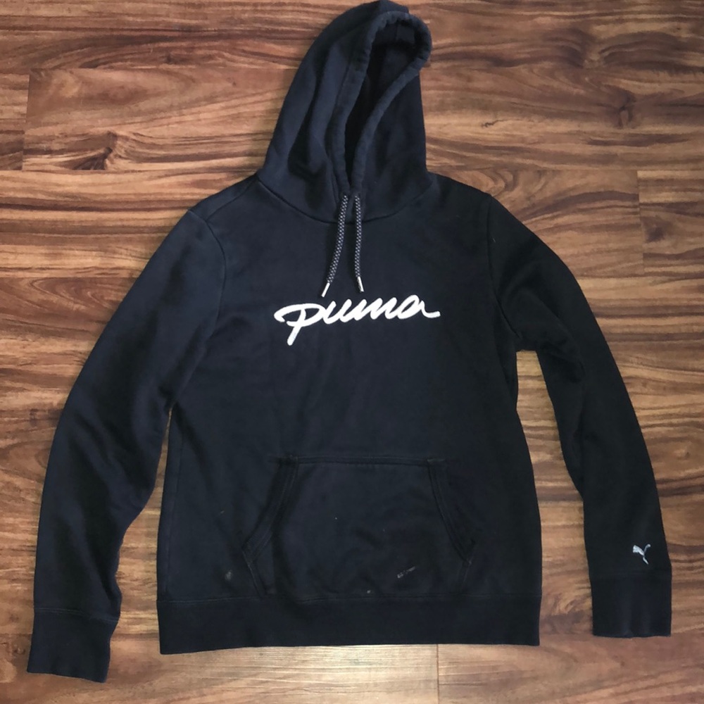 puma sweatshirt. washed.